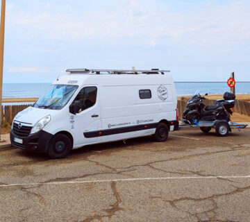 Camper en la costa
